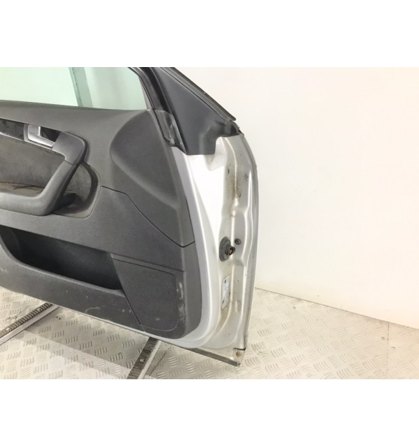 Дверь передняя левая бу для Audi A3 8P 2.0 Ti,  2004 г.