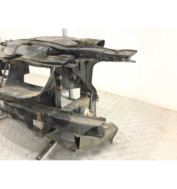 Панель передняя (телевизор) бу для BMW 3 E90/E91/E92/E93 2.0 i,  2006 г.