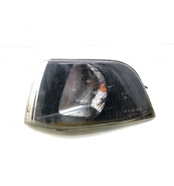 Поворотник левый бу для Volvo S40  1.8 i,  2004 г.