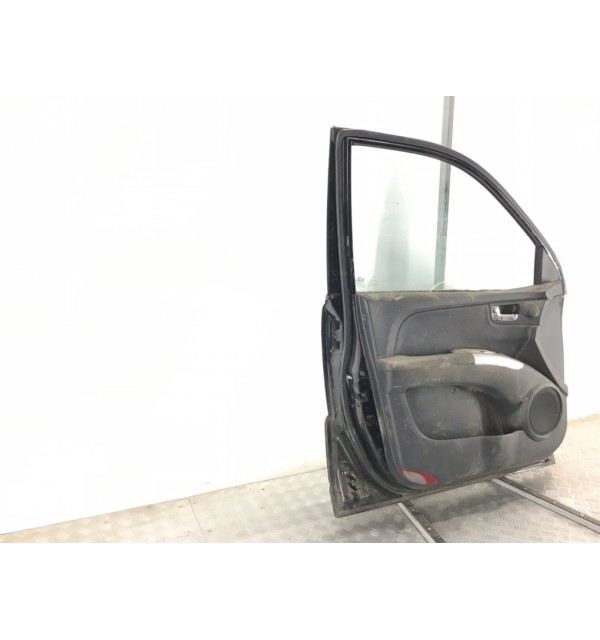 Дверь передняя левая бу для Kia Sportage  2.0 CRDi,  2005 г.