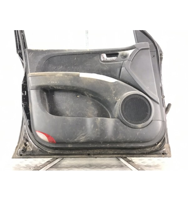 Дверь передняя левая бу для Kia Sportage  2.0 CRDi,  2005 г.