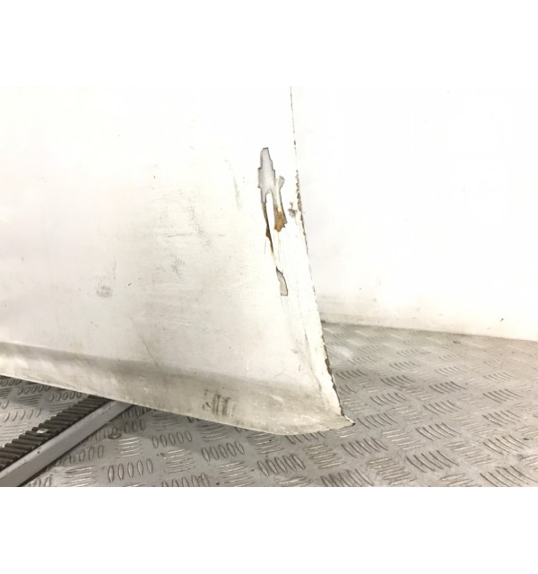 Дверь передняя левая бу для Toyota Prius  1.8 i,  2011 г.