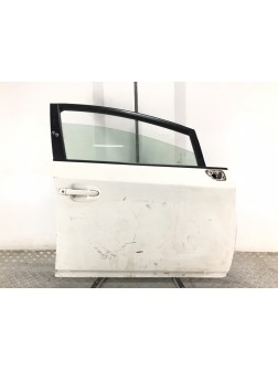 Дверь передняя правая бу для Toyota Prius 1.8 i, 2011 г.