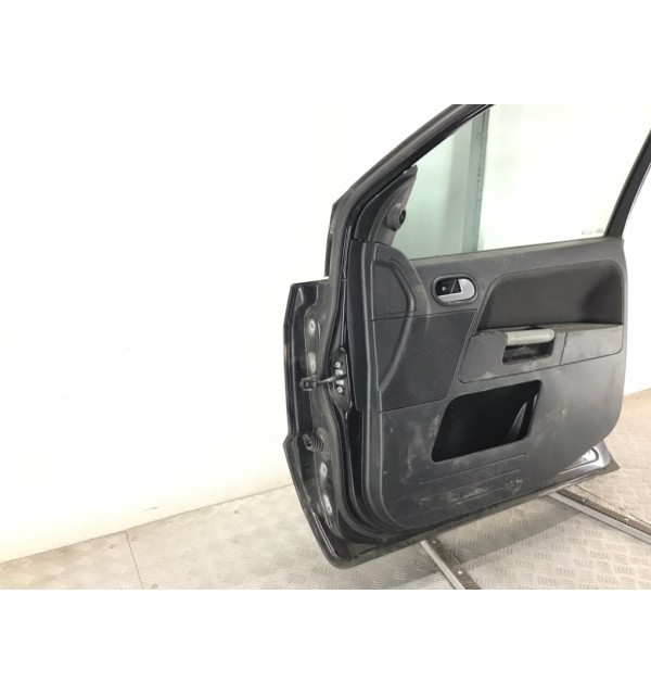 Дверь передняя правая бу для Ford Fusion  1.6 i,  2009 г.