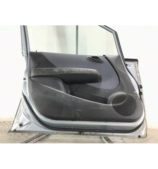 Дверь передняя левая бу для Honda Jazz  1.2 i,  2006 г.