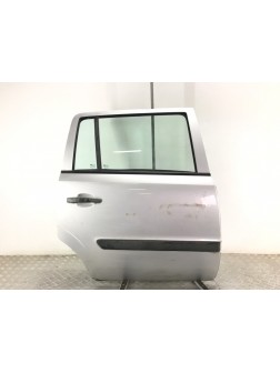 Дверь задняя правая бу для Opel Zafira B 1.9 CDTi, 2007 г.