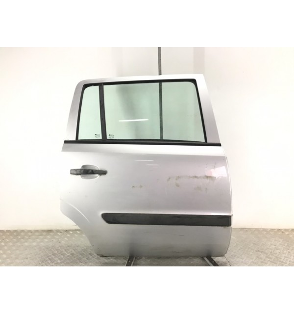 Дверь задняя правая бу для Opel Zafira B 1.9 CDTi,  2007 г.