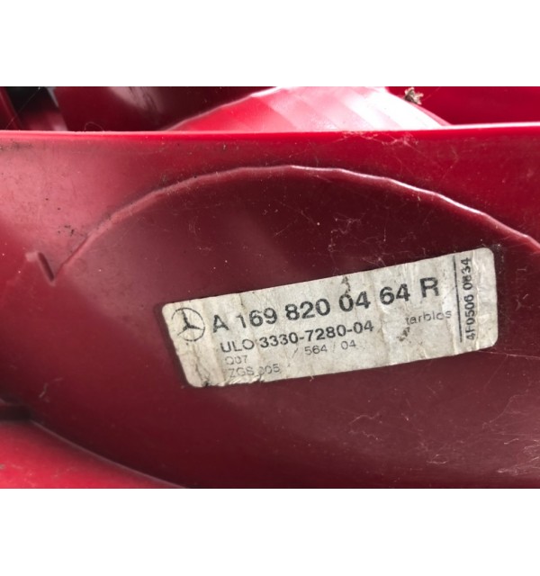 Фонарь задний правый бу для Mercedes A W169 2.0 i,  2006 г.