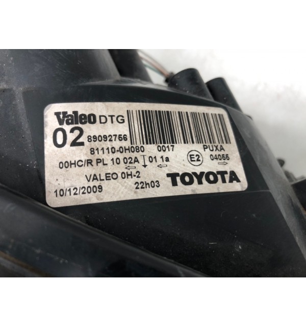 Фара правая бу для Toyota Aygo  1.0 i,  2009 г.