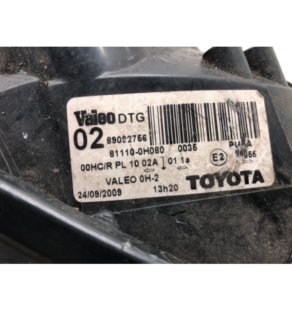 Фара правая бу для Toyota Aygo  1.0 i,  2009 г.