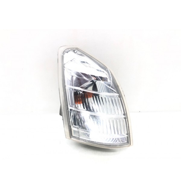 Поворотник правый бу для Nissan X-Trail T30 2.2 DCi,  2004 г.