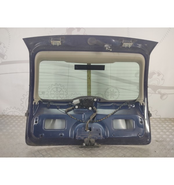 Крышка багажника бу для Volvo V50  2.0 TD,  2005 г. бу контрактные купить в Спб