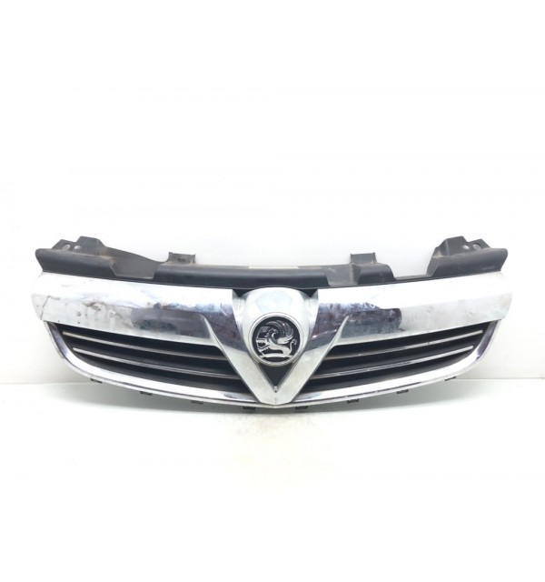 Решетка радиатора бу для Opel Zafira B 1.9 CDTi,  2010 г.
