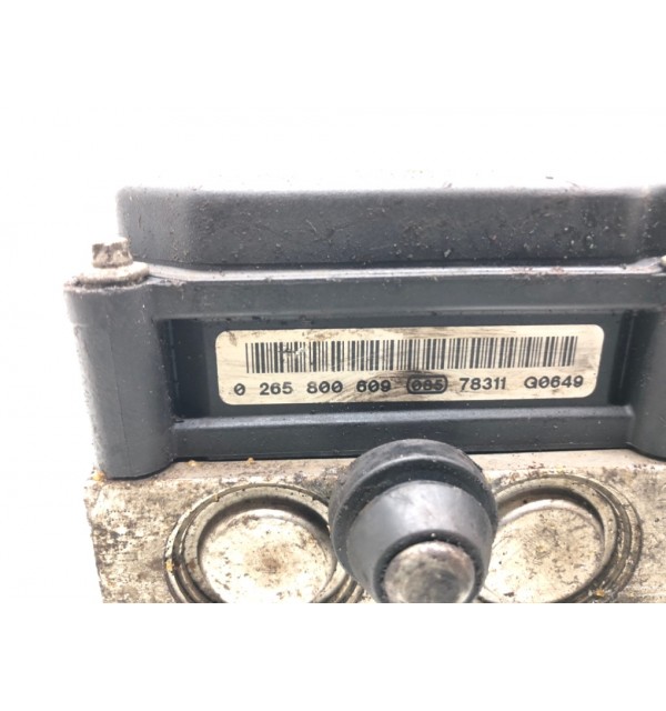Блок ABS бу для Nissan Qashqai  1.6 i,  2007 г.