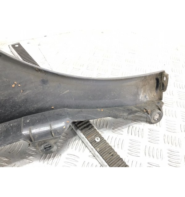 Крыло переднее левое бу для Citroen C4  1.6 HDi,  2008 г.