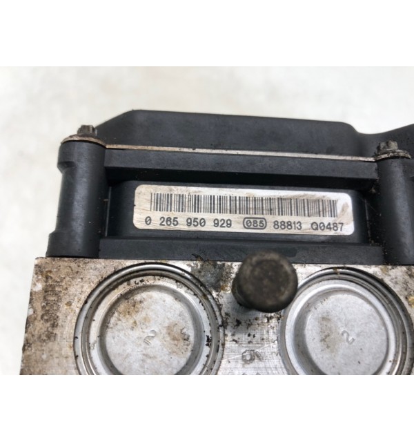 Блок ABS бу для Nissan Qashqai+2  2.0 DCi,  2008 г.