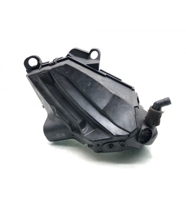 Корпус воздушного фильтра бу для BMW 3 E90/E91/E92/E93 2.0 TD,  2008 г.