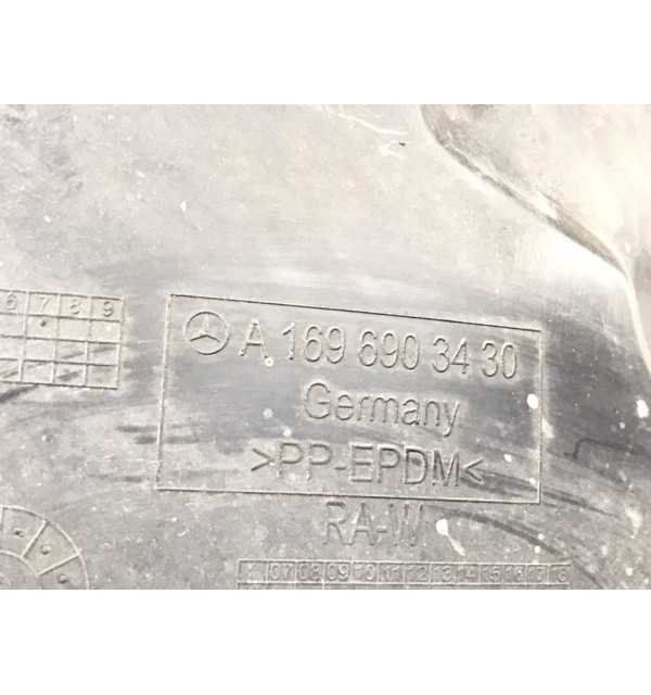 Защита арок передняя правая (подкрылок) бу для Mercedes A W169 2.0 CDi,  2009 г.