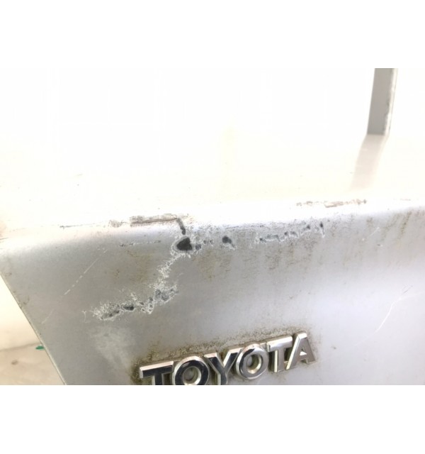 Крышка багажника бу для Toyota Corolla  1.4 i,  2003 г.