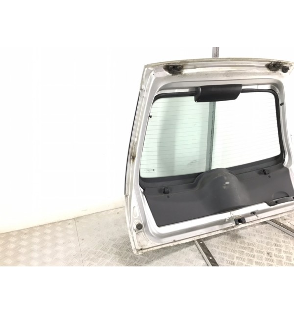 Крышка багажника бу для Opel Corsa C 1.2 i,  2006 г.