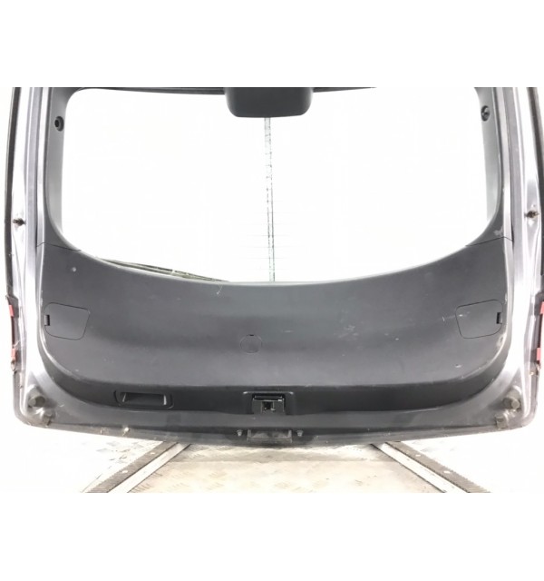 Крышка багажника бу для Mazda 3  BK 1.6 i,  2004 г.