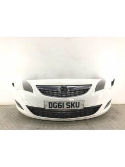 Бампер передний бу для Opel Astra J 1.6 i,  2011 г.