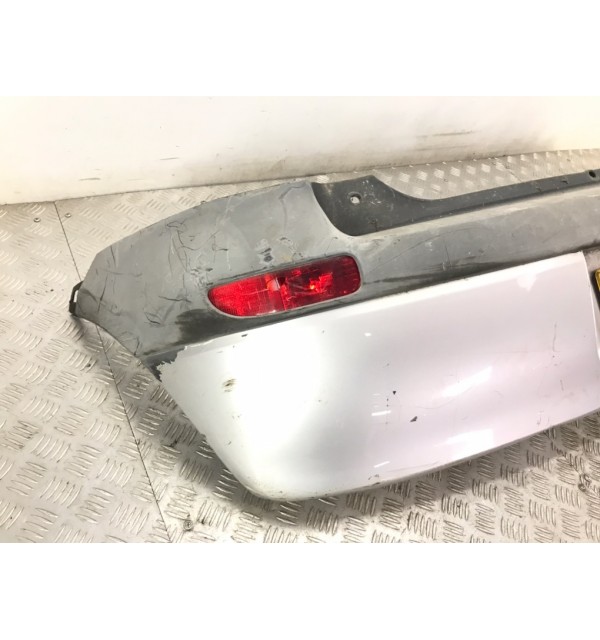 Бампер задний бу для Opel Corsa C 1.2 i,  2003 г.