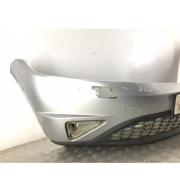 Бампер передний бу для Honda Civic 8 1.8 i,  2007 г.