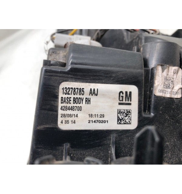 Фонарь задний правый бу для Opel Zafira C 2.0 CDTi,  2014 г.