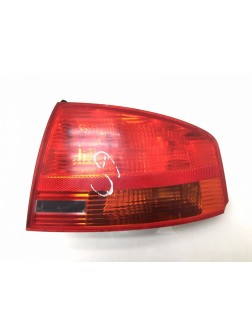 Фонарь задний правый бу для Audi A4 B7 2.0 TDi,  2005 г.