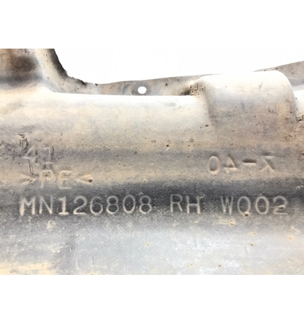 Защита арок передняя правая (подкрылок) бу для Mitsubishi Lancer 9 1.6 i,  2008 г.
