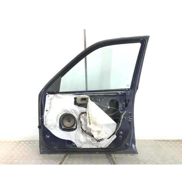 Дверь передняя правая бу для Honda CR-V  2.0 i,  2006 г.
