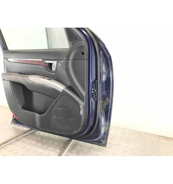Дверь передняя левая бу для Hyundai Santa Fe 2 2.2 CRDi,  2006 г.