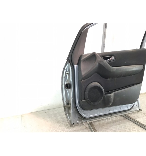 Дверь передняя правая бу для Mercedes A W169 2.0 CDi,  2009 г.