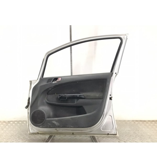 Дверь передняя правая бу для Opel Corsa D 1.2 i,  2007 г.