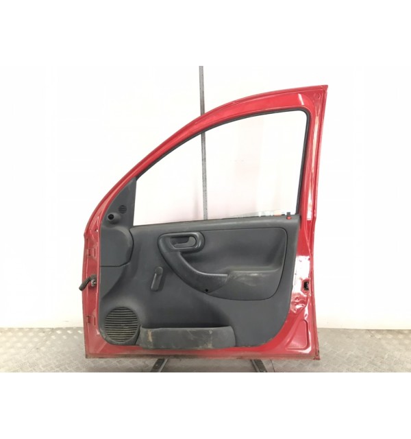 Дверь передняя правая бу для Opel Combo C 1.3 CDTi,  2010 г.