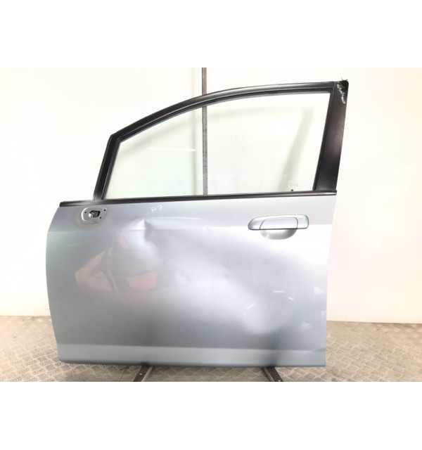 Дверь передняя левая бу для Honda Jazz  1.3 i,  2005 г.