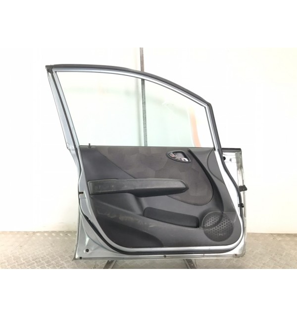 Дверь передняя левая бу для Honda Jazz  1.3 i,  2005 г.