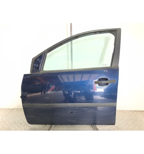 Дверь передняя левая бу для Ford Fiesta 5 1.4 i,  2005 г.