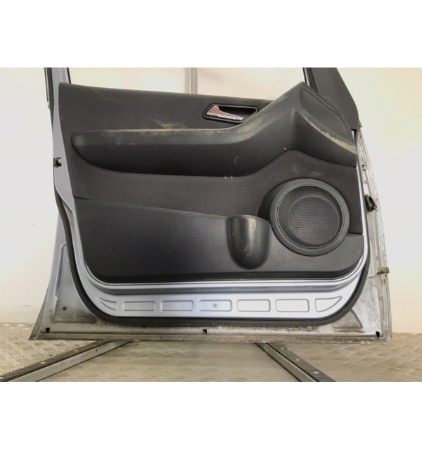 Дверь передняя левая бу для Mercedes A W169 2.0 CDi,  2009 г.