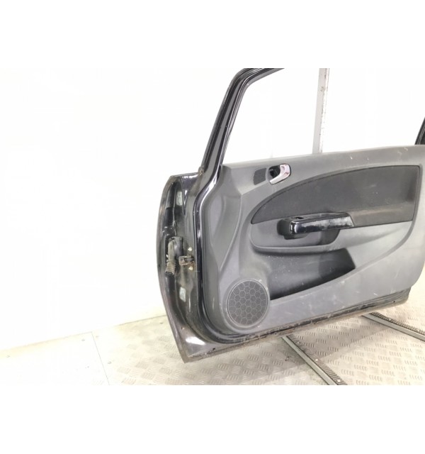 Дверь передняя правая бу для Opel Corsa D 1.3 CDTi,  2010 г.
