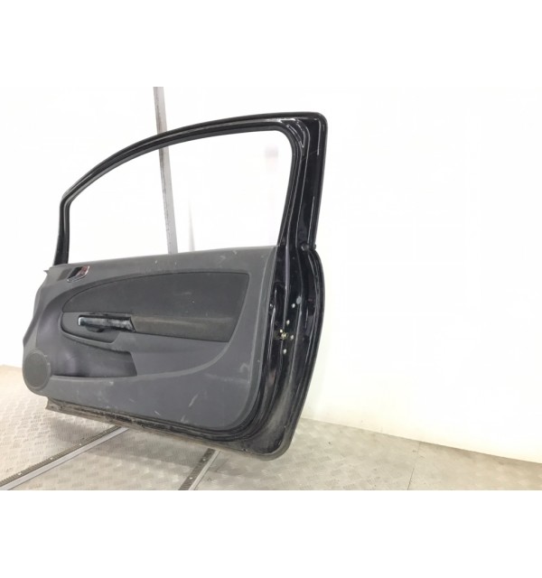 Дверь передняя правая бу для Opel Corsa D 1.3 CDTi,  2010 г.