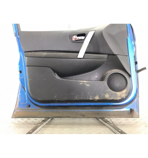 Дверь передняя левая бу для Nissan Qashqai  1.5 DCi,  2009 г.