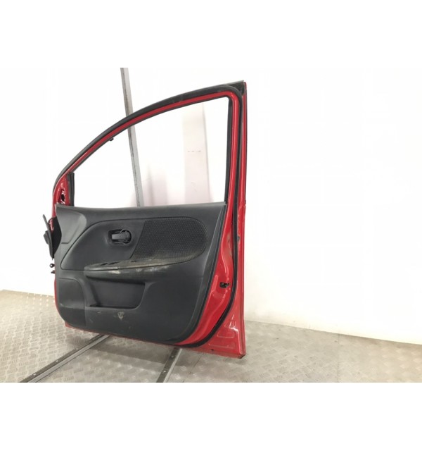 Дверь передняя правая бу для Nissan Note E11 1.5 DCi,  2007 г.