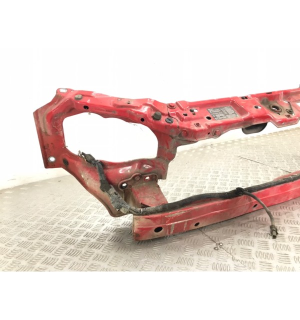 Панель передняя (телевизор) бу для Opel Combo C 1.3 CDTi,  2010 г.