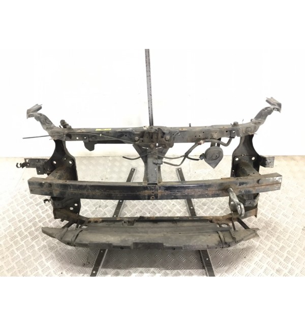 Панель передняя (телевизор) бу для Nissan Qashqai  1.5 DCi,  2009 г.