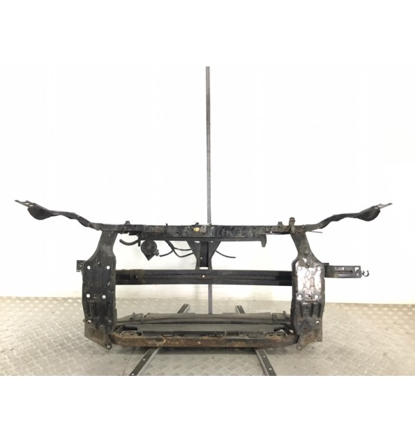 Панель передняя (телевизор) бу для Nissan Qashqai  1.5 DCi,  2009 г.