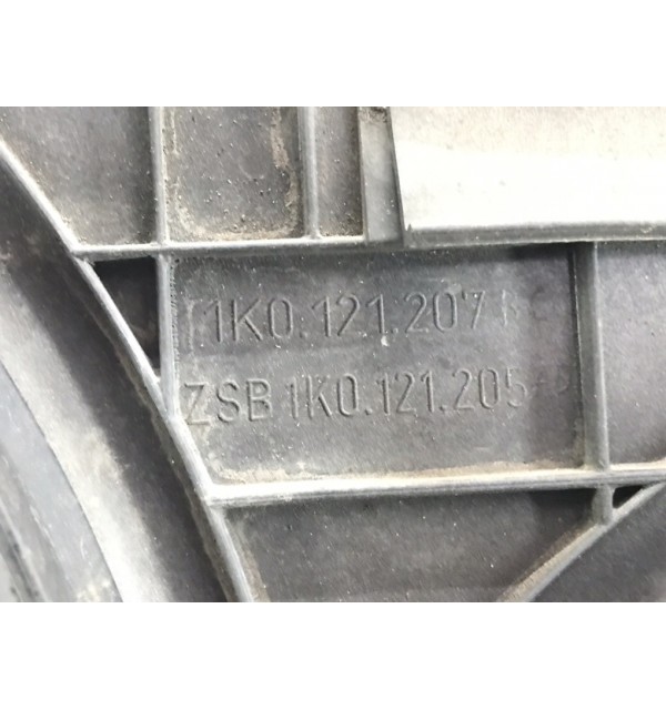 Вентилятор радиатора бу для Volkswagen Passat B6 2.0 TDi,  2009 г.