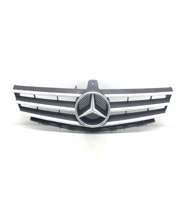 Решетка радиатора бу для Mercedes A W169 2.0 CDi,  2009 г.