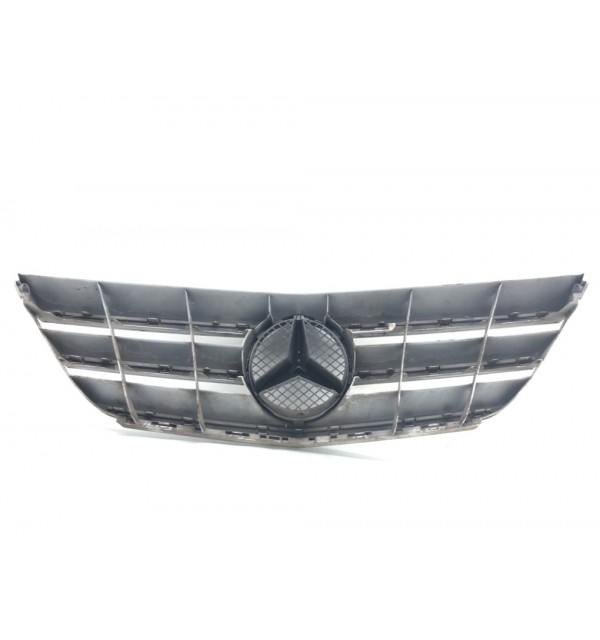 Решетка радиатора бу для Mercedes B W245 2.0 CDi,  2009 г.